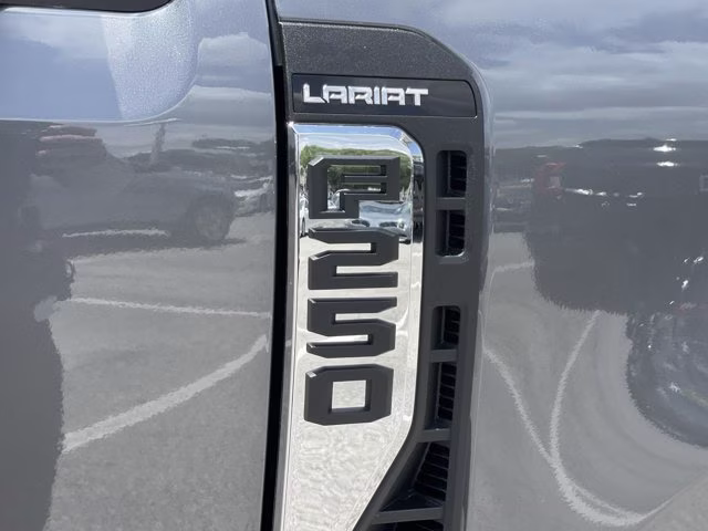 2026 Carbonized Gray Metallic Ford Super Duty F-250 SRW LARIAT 4X4 Truck