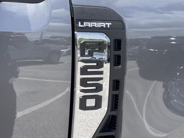 2026 Carbonized Gray Metallic Ford Super Duty F-250 SRW LARIAT 4X4 Truck