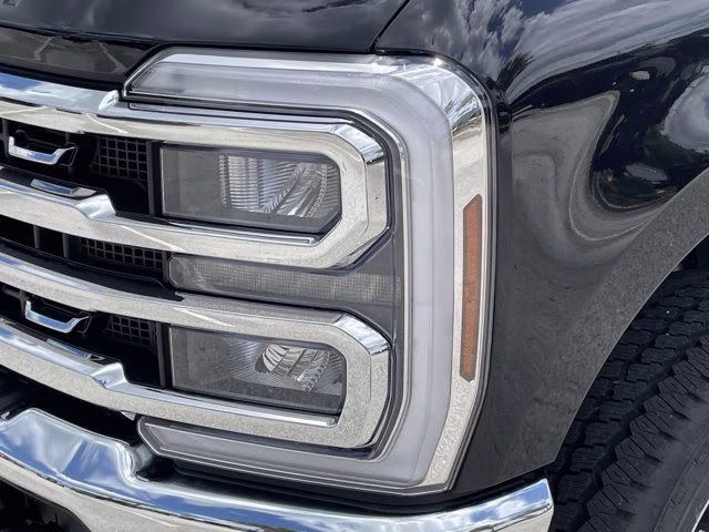 2026 Agate Black Metallic Ford Super Duty F-250 SRW LARIAT 4X4 Truck