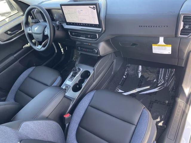 2026 Oxford White Ford Bronco Sport Outer Banks 4X4 SUV