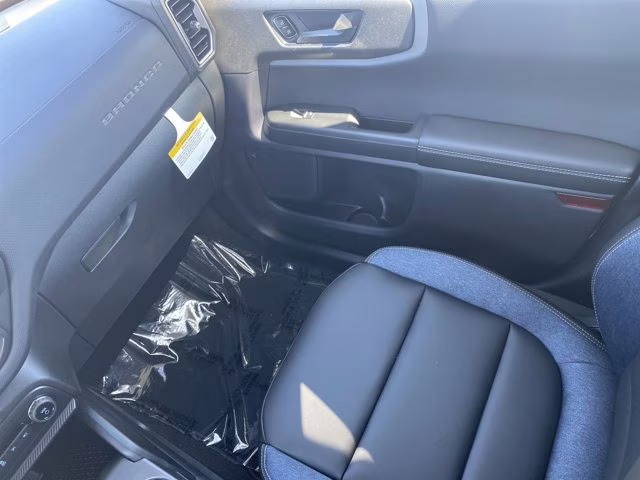 2026 Oxford White Ford Bronco Sport Outer Banks 4X4 SUV