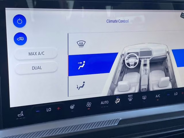 2026 Oxford White Ford Bronco Sport Outer Banks 4X4 SUV