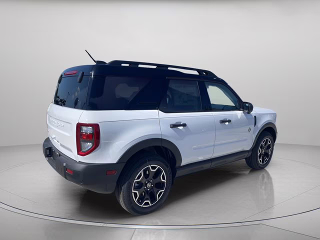 2026 Oxford White Ford Bronco Sport Outer Banks 4X4 SUV