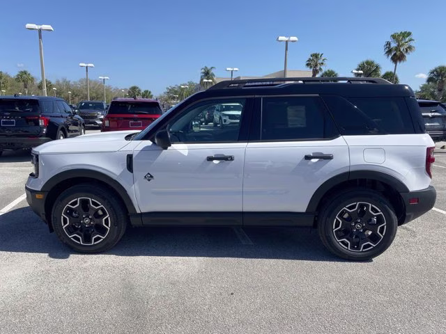 2026 Oxford White Ford Bronco Sport Outer Banks 4X4 SUV