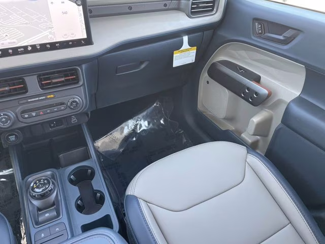 2026 Oxford White Ford Maverick LARIAT AWD Truck