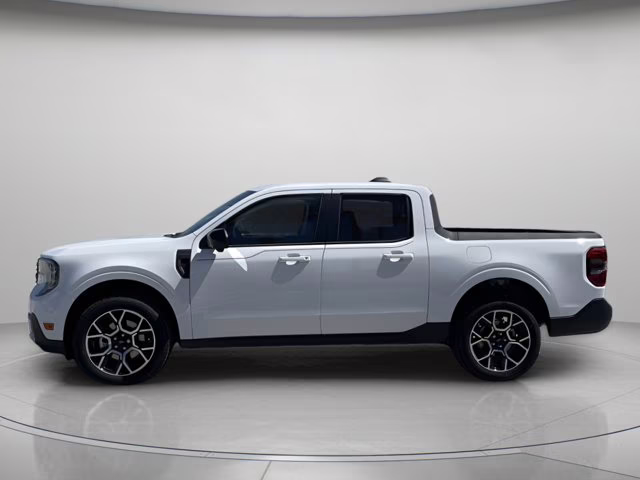 2026 Oxford White Ford Maverick LARIAT AWD Truck