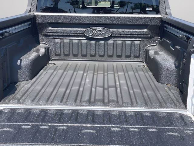 2026 Oxford White Ford Maverick LARIAT AWD Truck