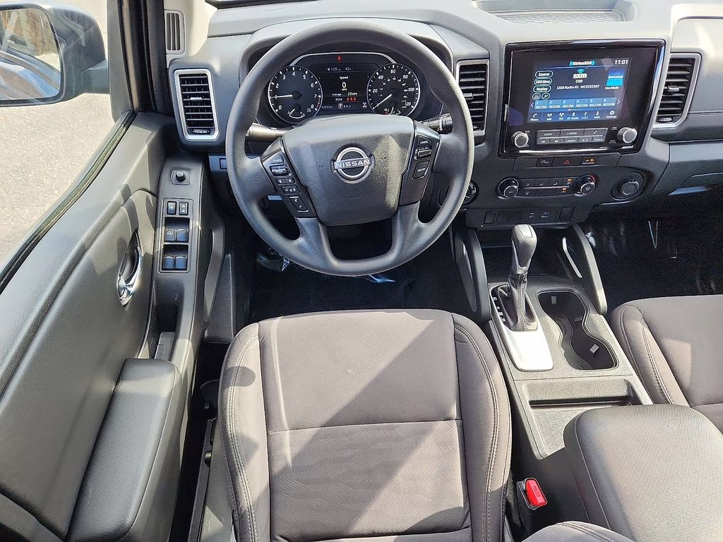 2023 Gun Metallic Nissan Frontier SV 4X4 Truck