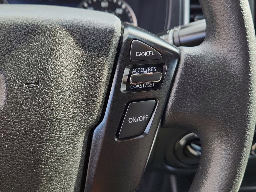 2023 Gun Metallic Nissan Frontier SV 4X4 Truck