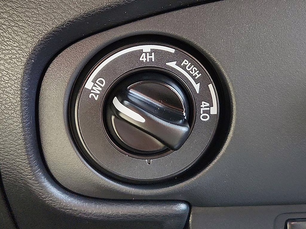 2023 Gun Metallic Nissan Frontier SV 4X4 Truck