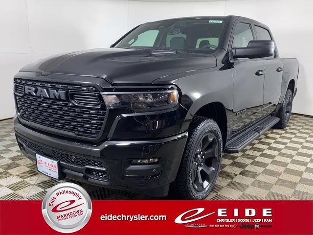 2026 Diamond Black Crystal Pearlcoat Ram 1500 Express 4X4 Truck