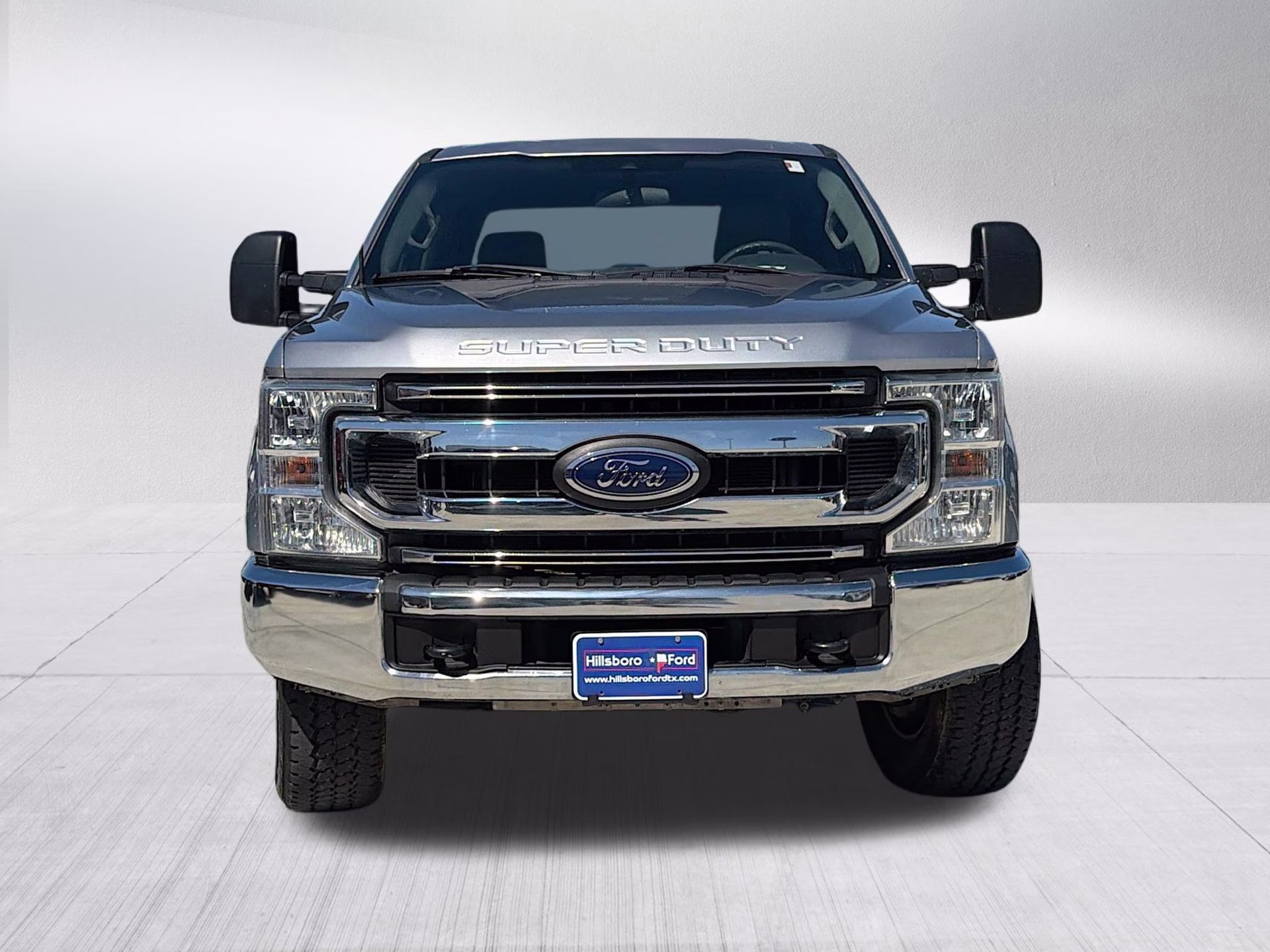 2022 Iconic Silver Metallic Ford Super Duty F-250 SRW XL 4X4 Truck
