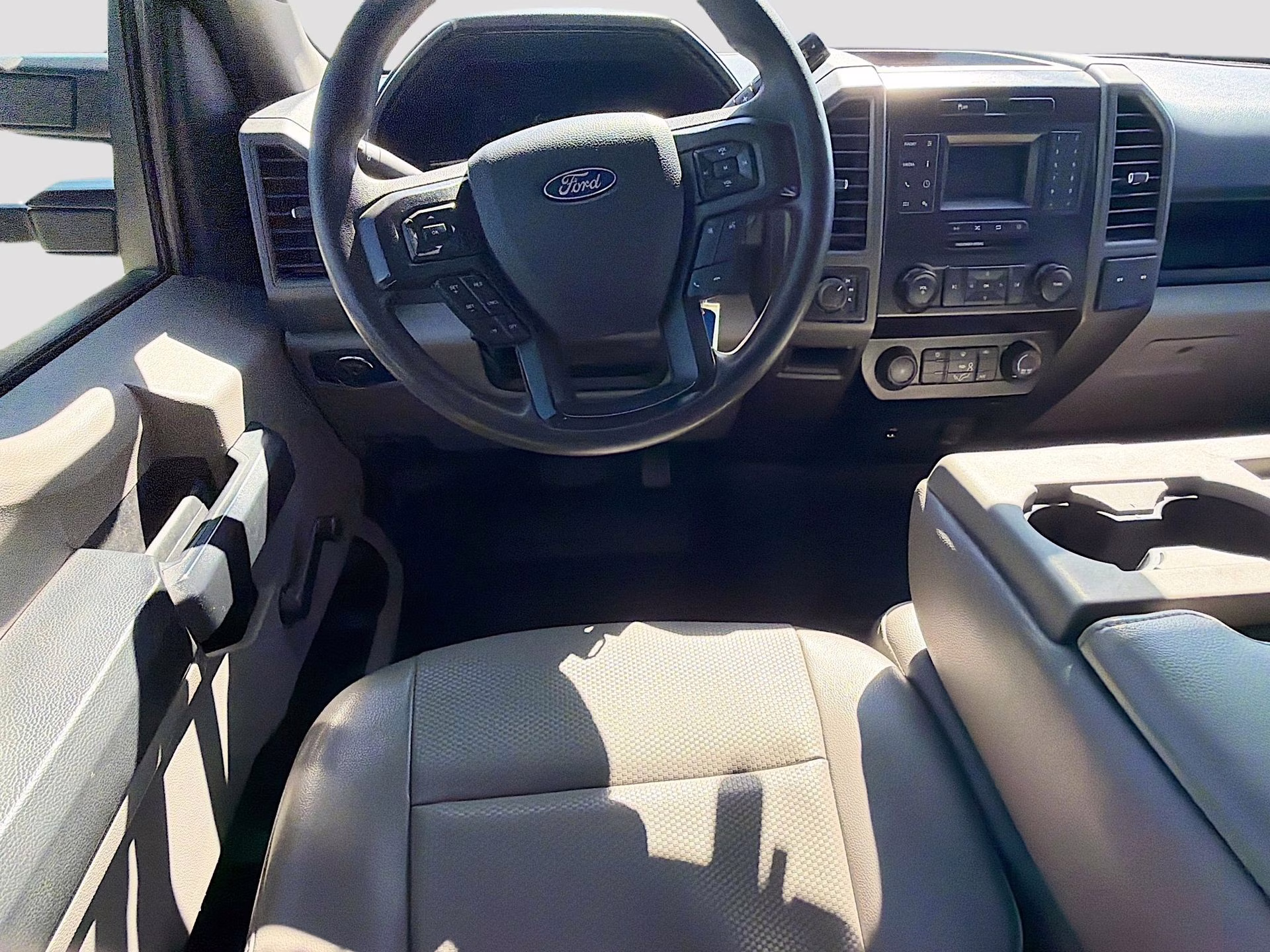 2022 Iconic Silver Metallic Ford Super Duty F-250 SRW XL 4X4 Truck