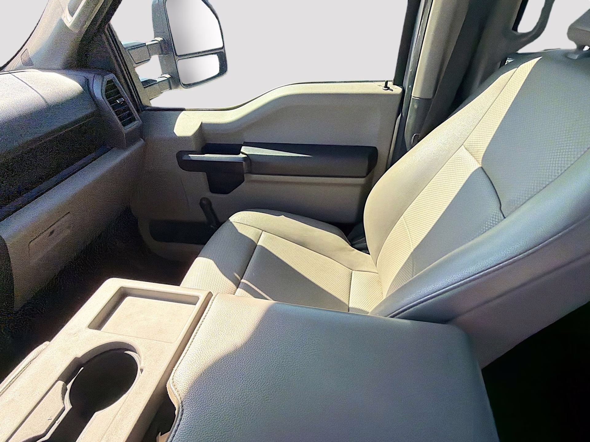 2022 Iconic Silver Metallic Ford Super Duty F-250 SRW XL 4X4 Truck