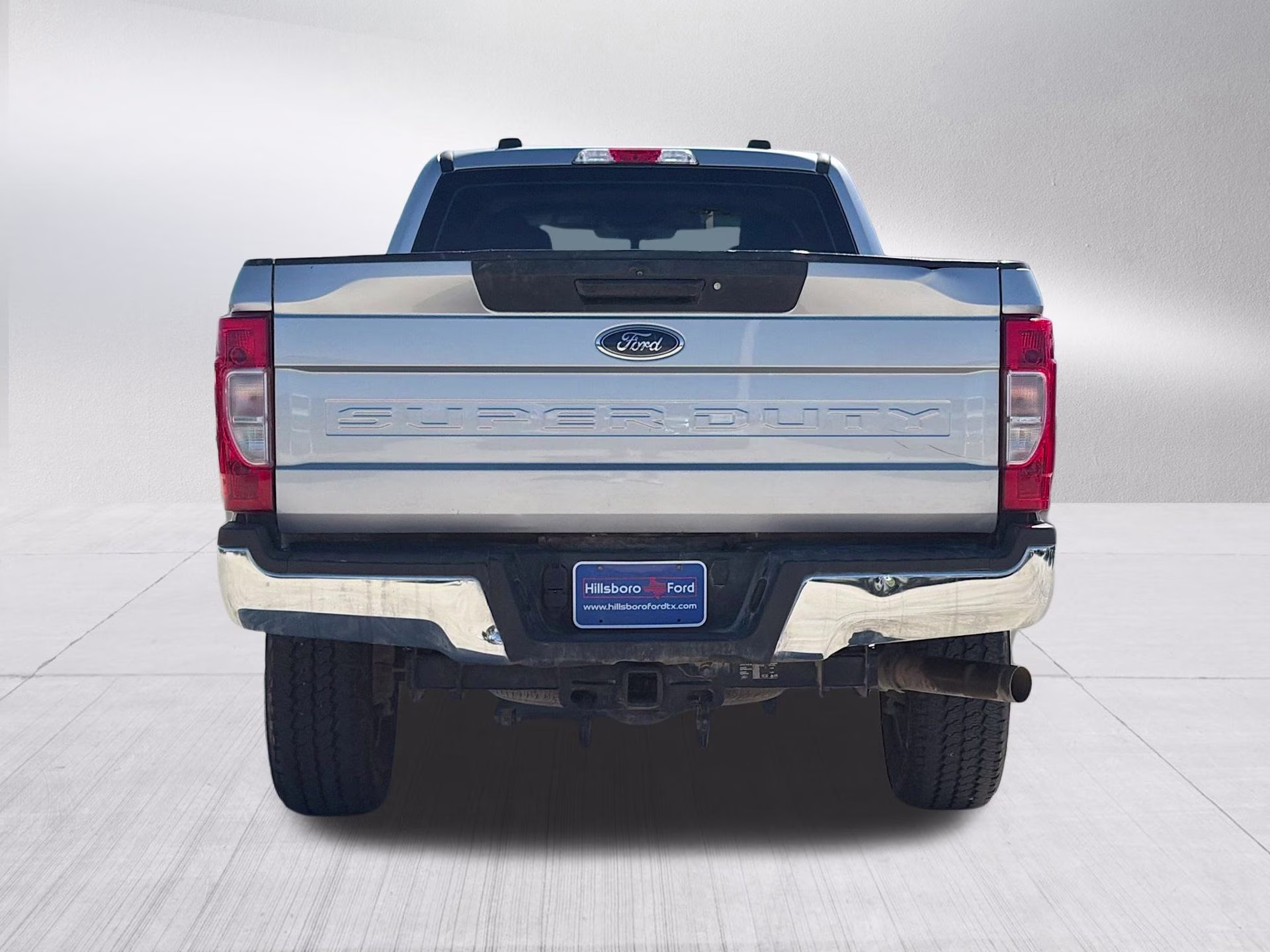 2022 Iconic Silver Metallic Ford Super Duty F-250 SRW XL 4X4 Truck