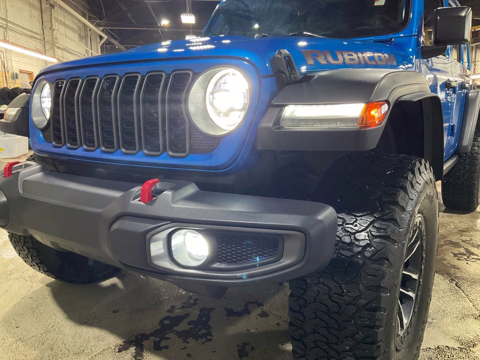 2024 Hydro Blue Pearl Coat Jeep Wrangler Rubicon 4X4 SUV