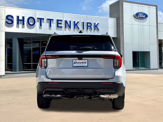 2026 White Ford Explorer ST-Line RWD SUV