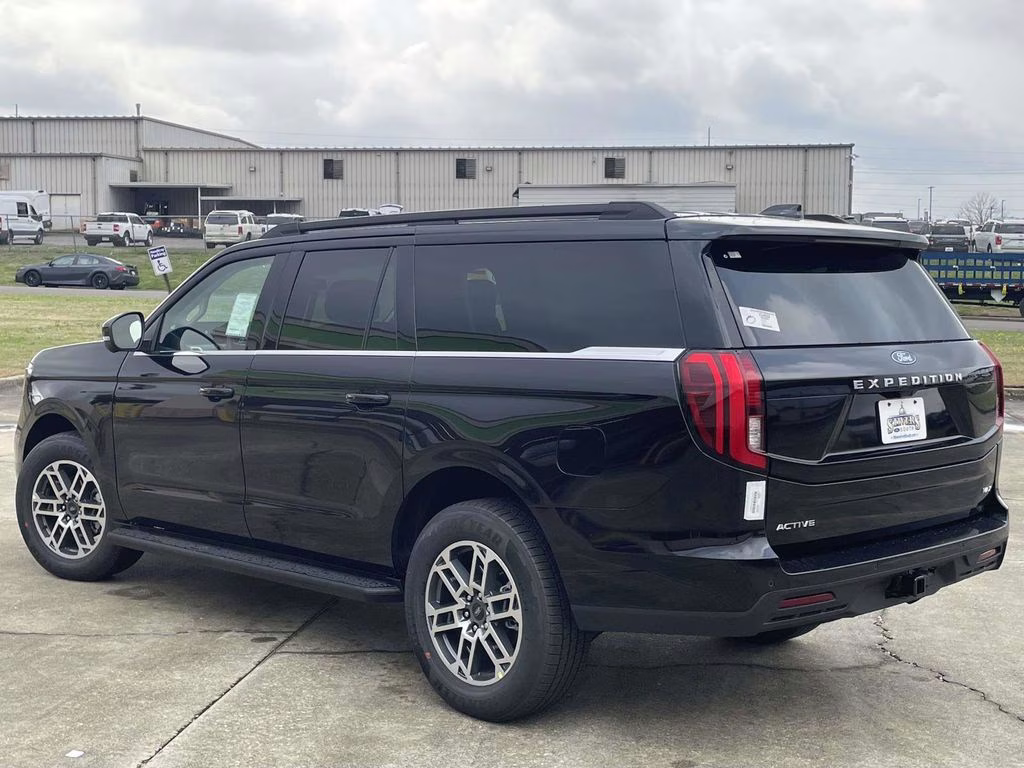 2026 Black Metallic Ford Expedition Max Active RWD SUV