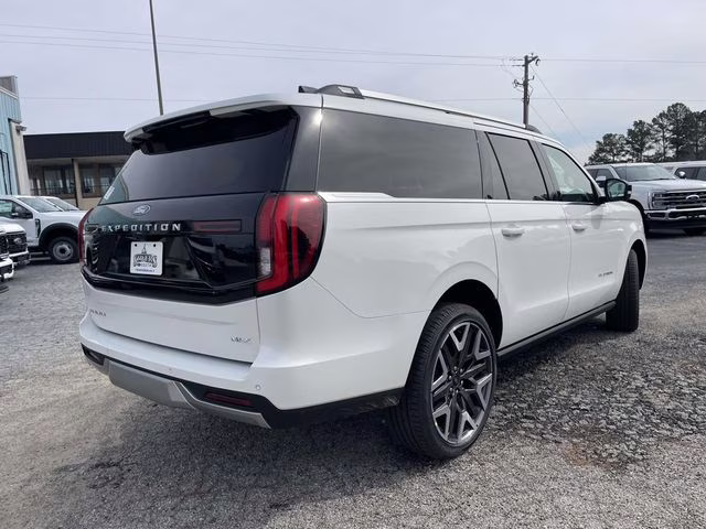 2026 White Metallic Ford Expedition Max Platinum 4X4 SUV