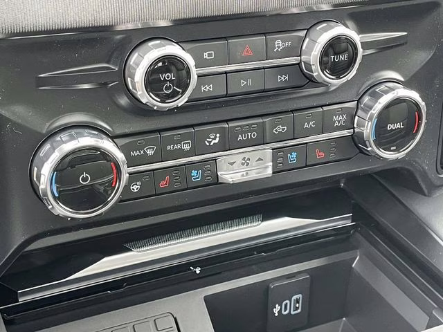 2026 Gray Metallic Ford Super Duty F-250 SRW Platinum 4X4 Truck