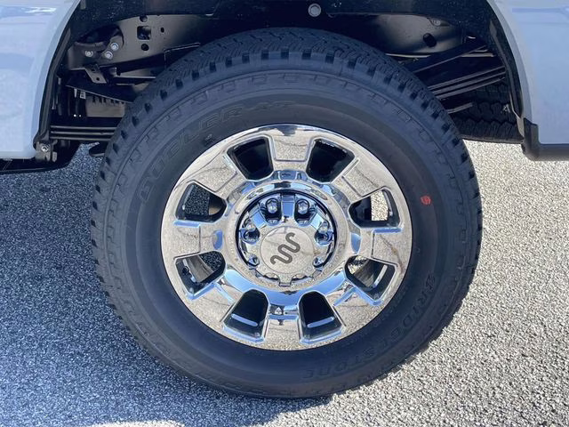 2026 Gray Metallic Ford Super Duty F-350 SRW King Ranch 4X4 Truck