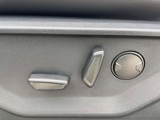 2026 Avalanche Ford F-150 Lariat 4X4 Truck