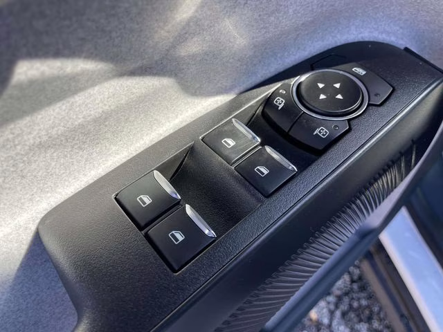 2026 Oxford White Ford Maverick XLT FWD Truck