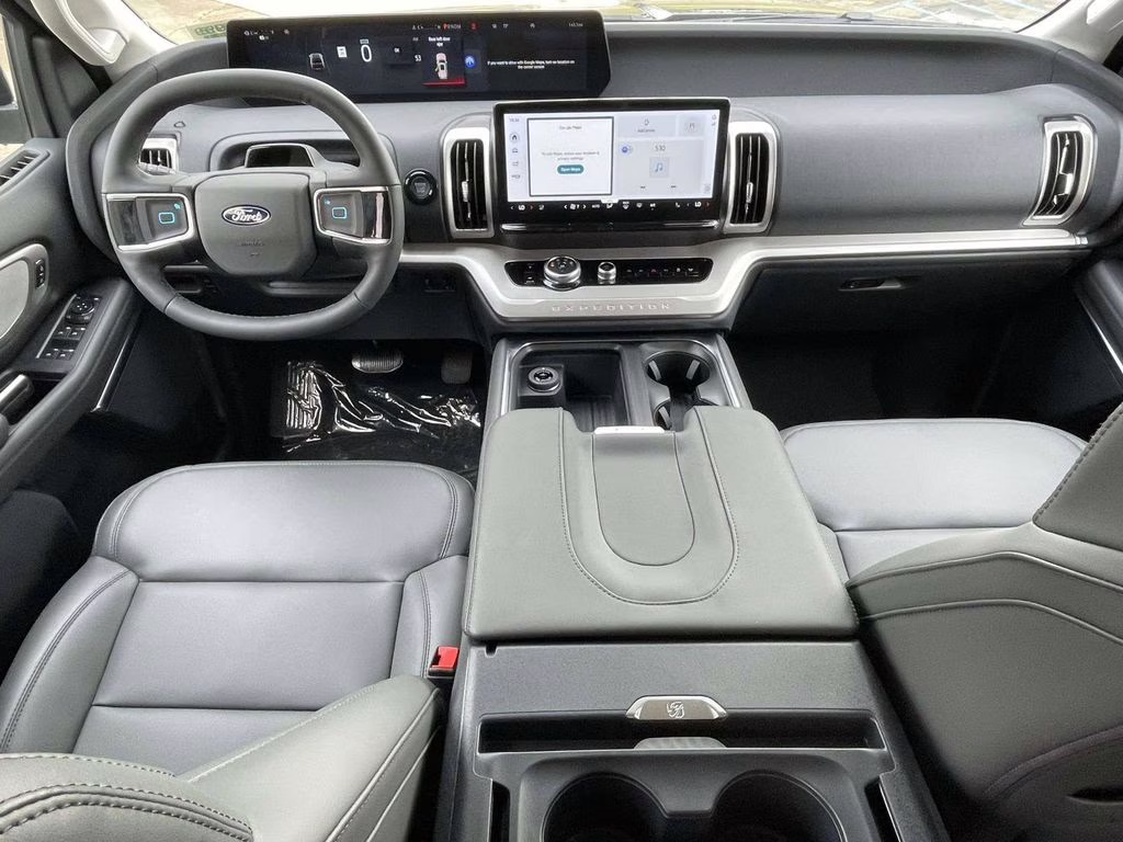 2026 Black Metallic Ford Expedition Max Active RWD SUV