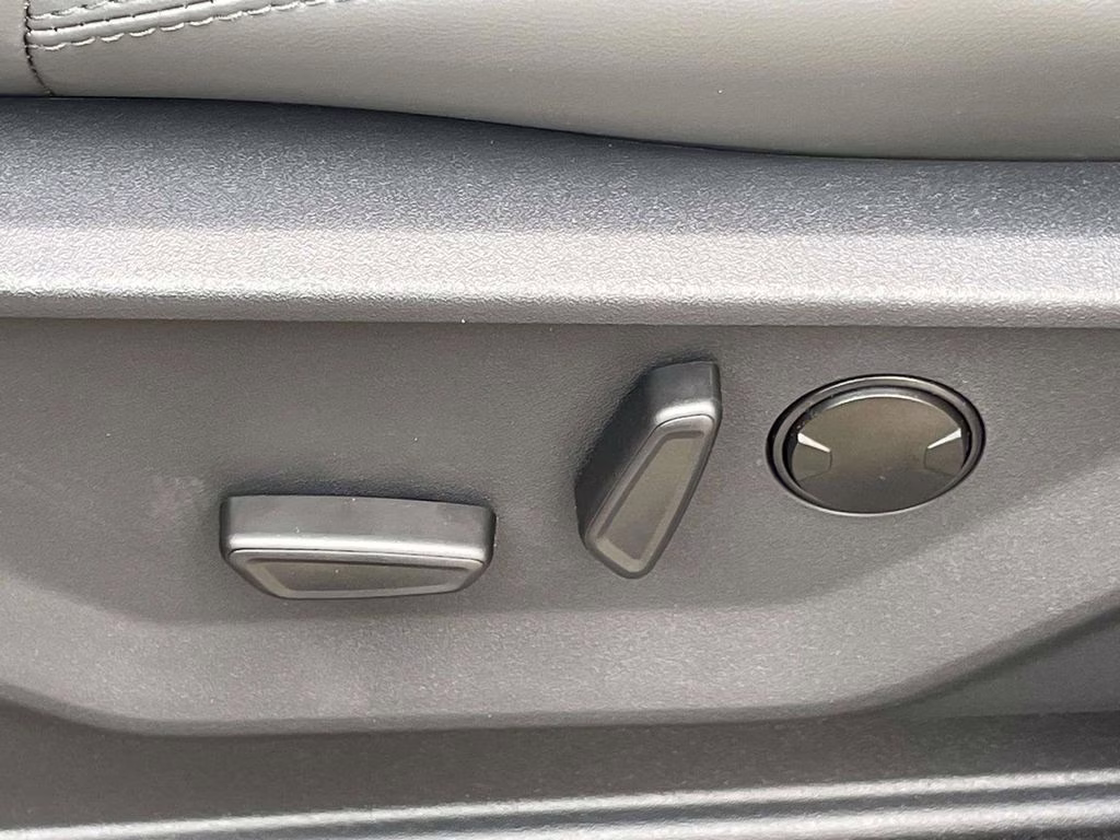 2026 Black Metallic Ford Expedition Max Active RWD SUV