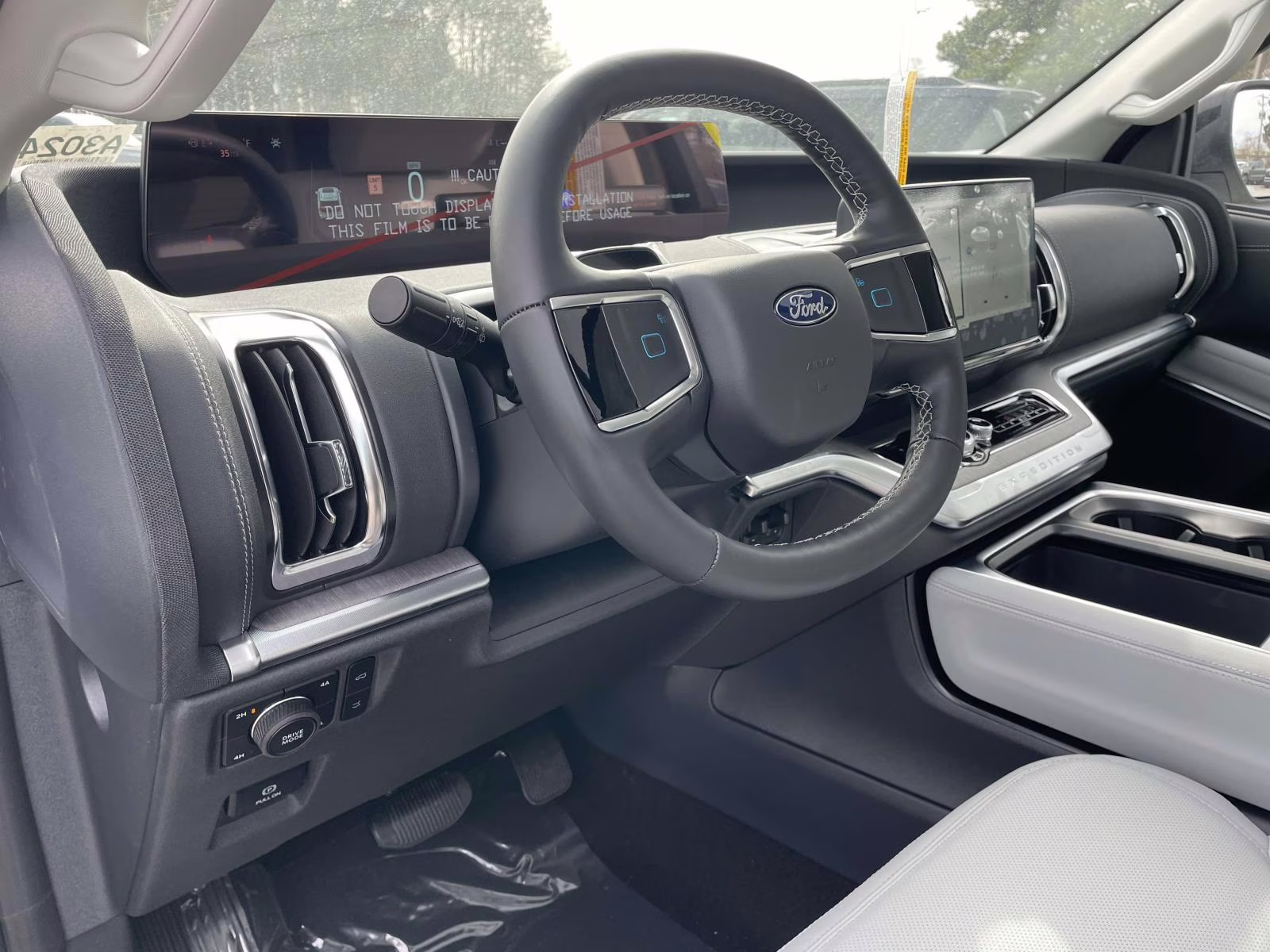 2026 White Metallic Ford Expedition Max Platinum 4X4 SUV