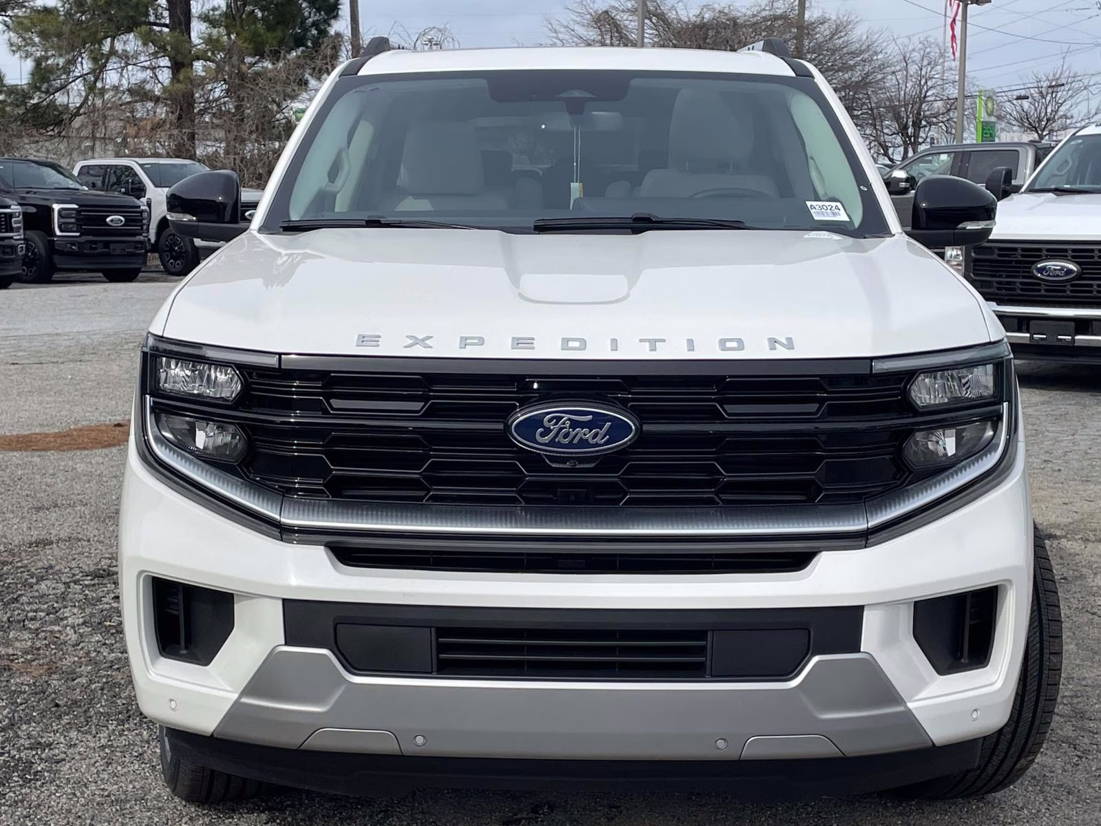 2026 White Metallic Ford Expedition Max Platinum 4X4 SUV