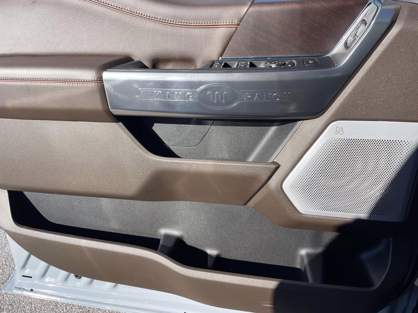 2026 Gray Metallic Ford Super Duty F-350 SRW King Ranch 4X4 Truck