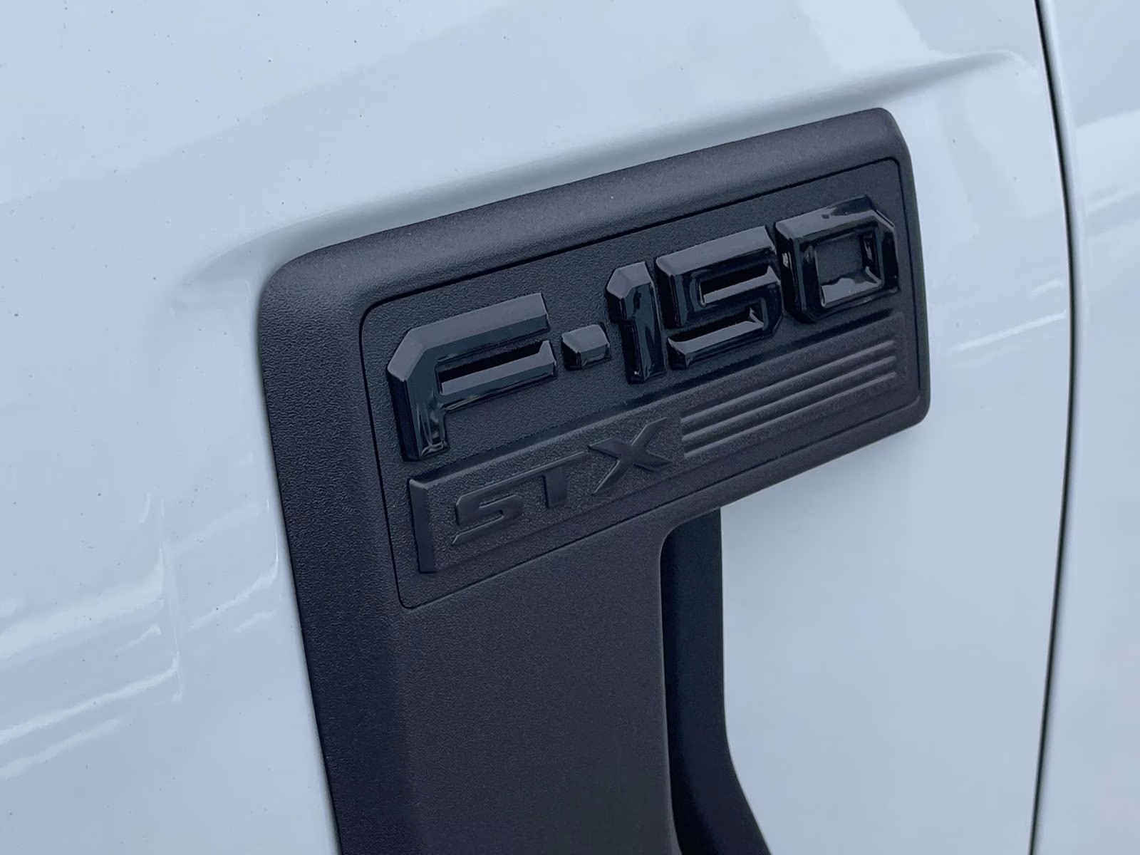 2026 Oxford White Ford F-150 STX 4X4 Truck