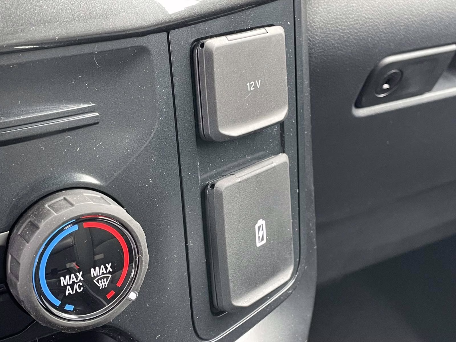 2026 Oxford White Ford F-150 STX 4X4 Truck