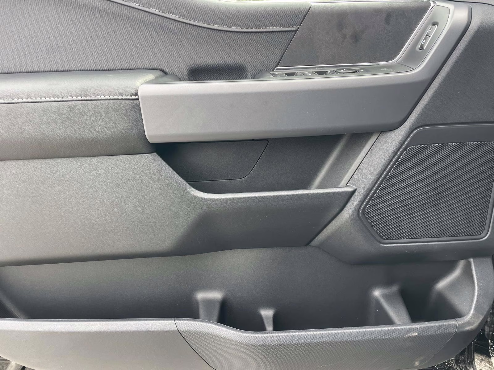 2026 Black Metallic Ford F-150 XLT 4X4 Truck