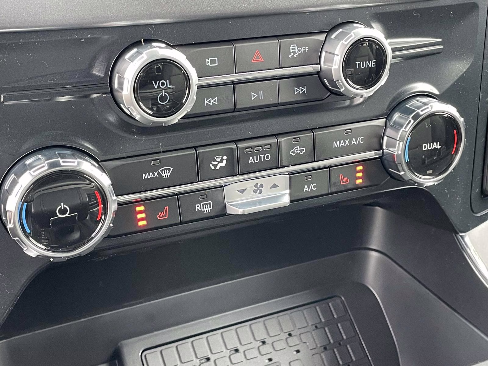 2026 Black Metallic Ford F-150 XLT 4X4 Truck