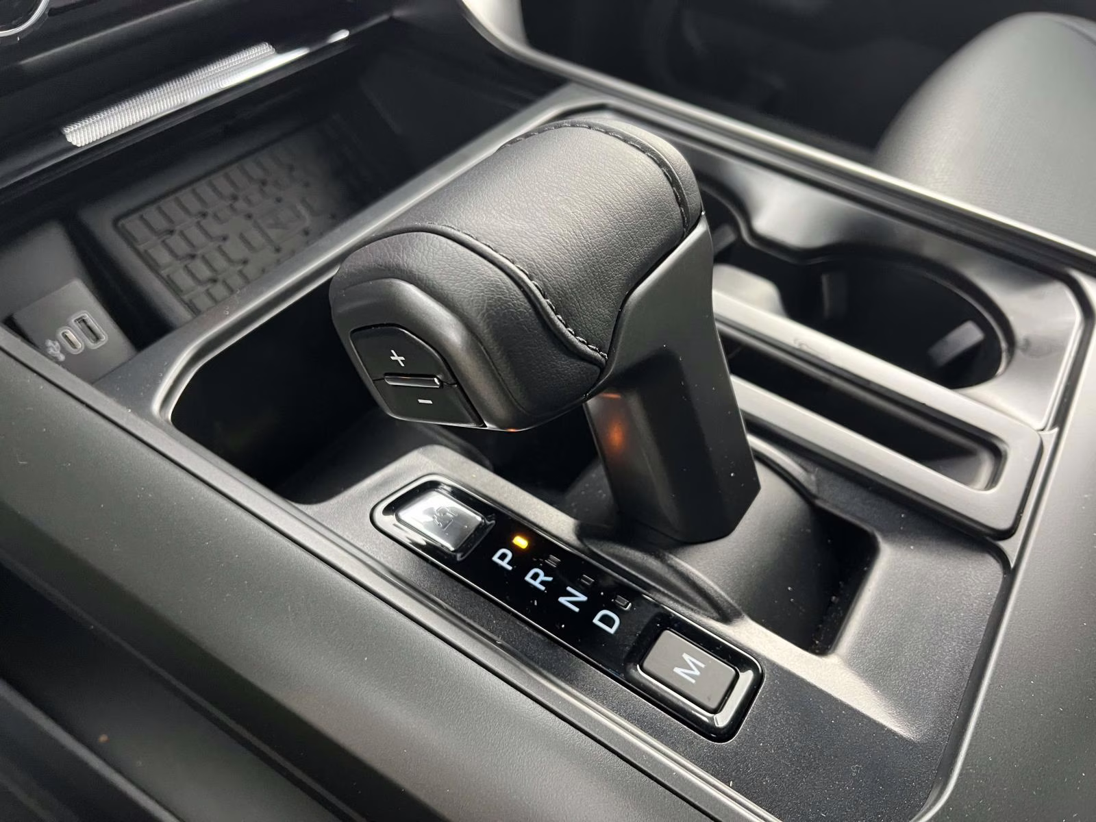 2026 Gray Metallic Ford F-150 Lariat 4X4 Truck