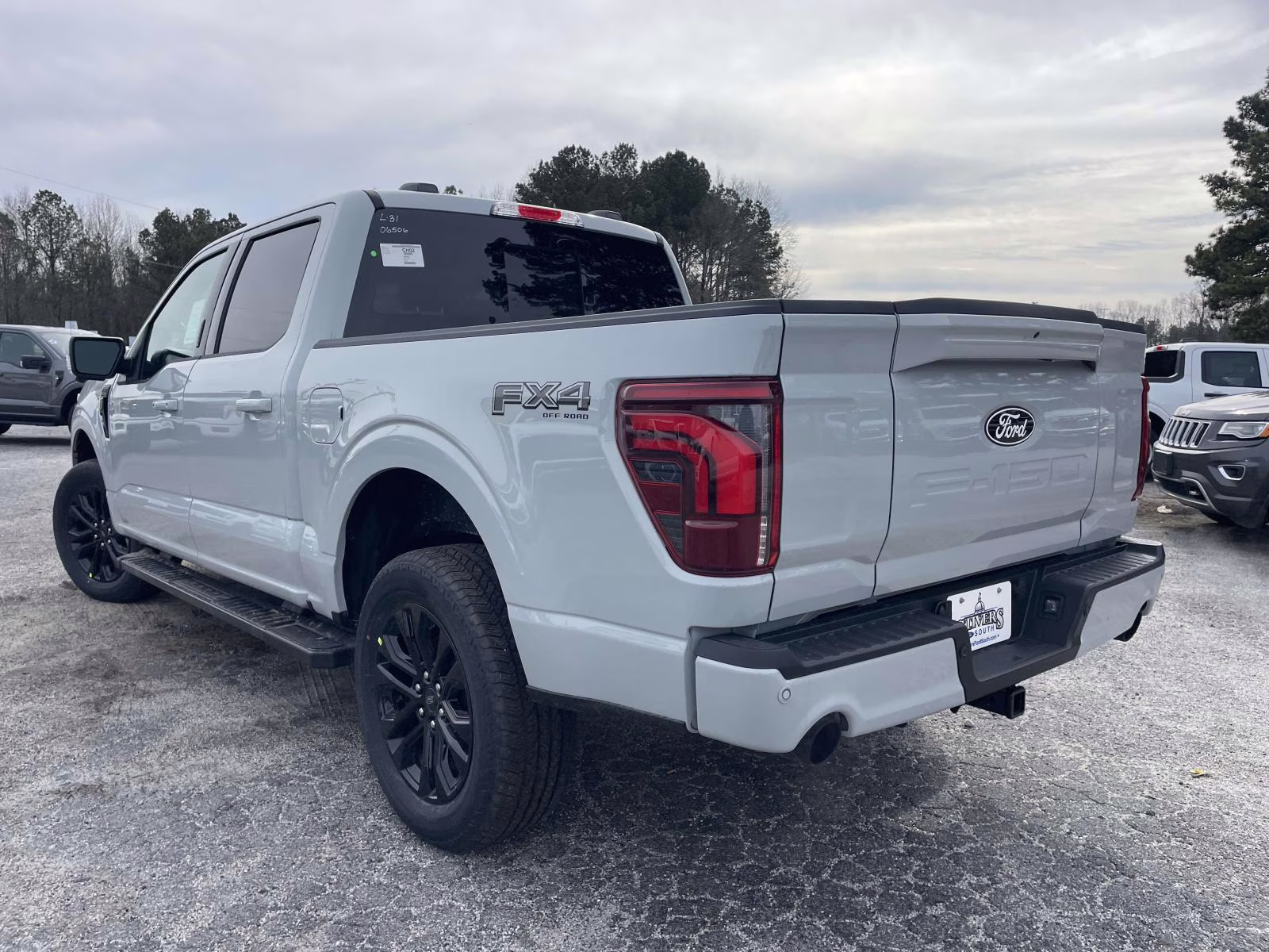 2026 Avalanche Ford F-150 Lariat 4X4 Truck
