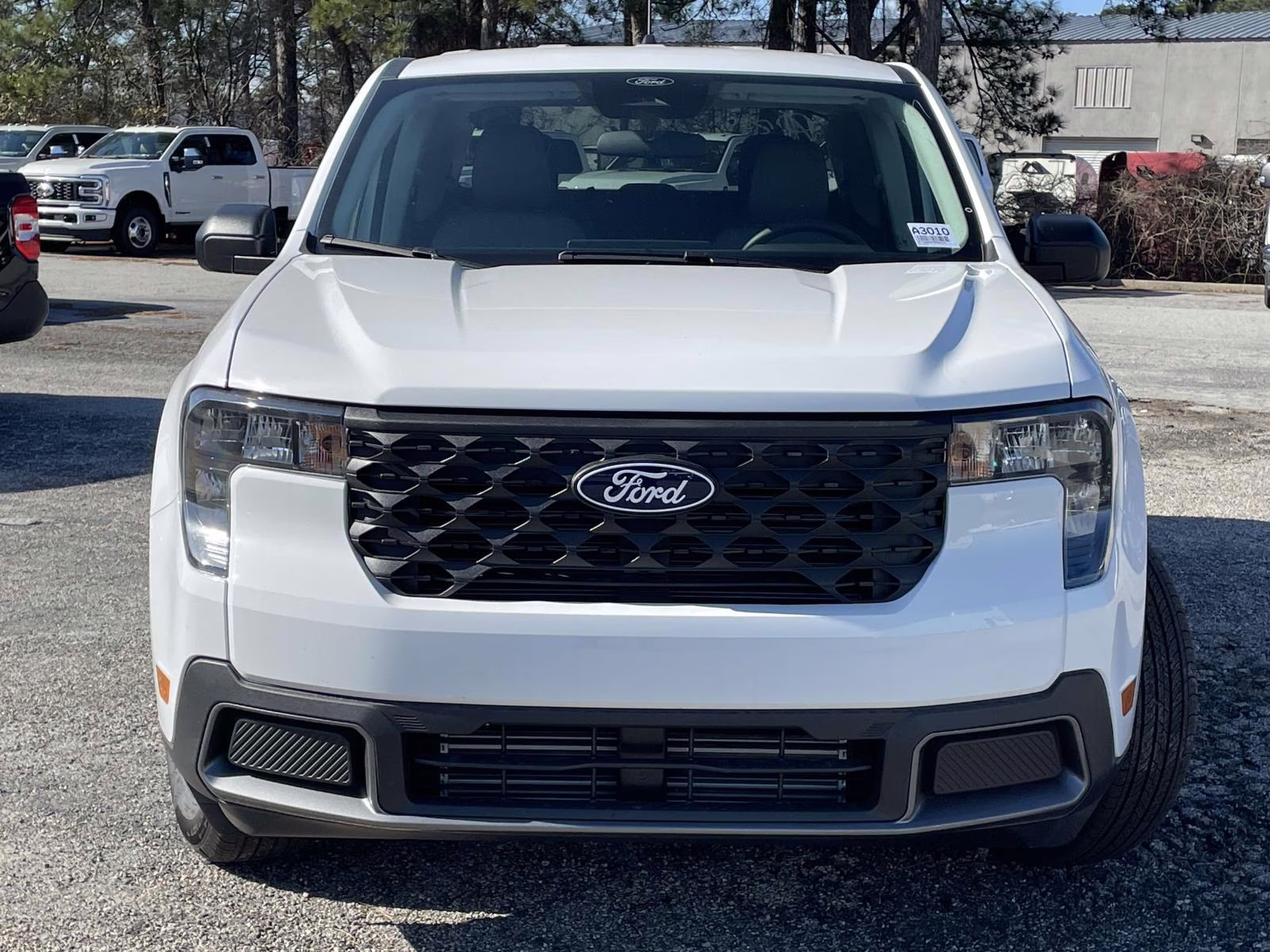 2026 Oxford White Ford Maverick XLT FWD Truck