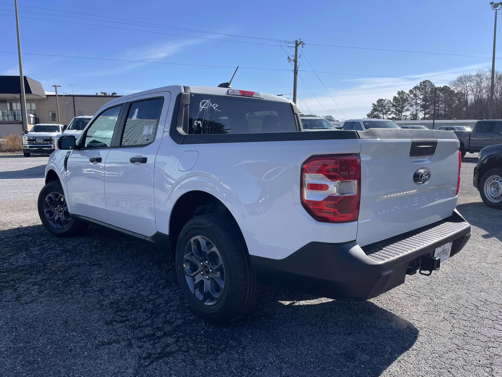 2026 Oxford White Ford Maverick XLT FWD Truck