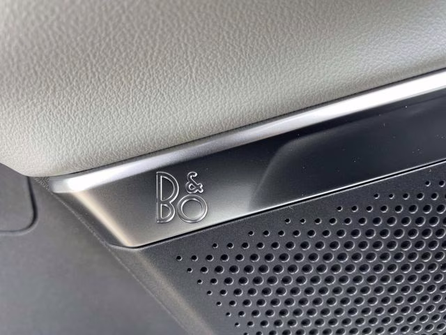 2026 White Metallic Ford Expedition Max Platinum 4X4 SUV