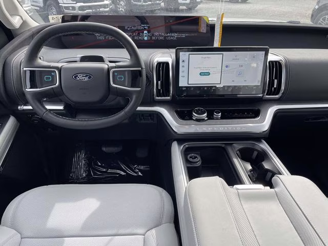 2026 White Metallic Ford Expedition Max Platinum 4X4 SUV