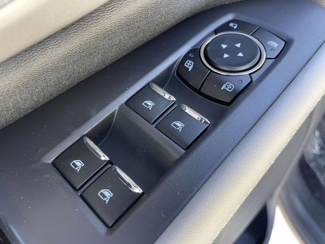 2026 White Metallic Ford Expedition Active RWD SUV