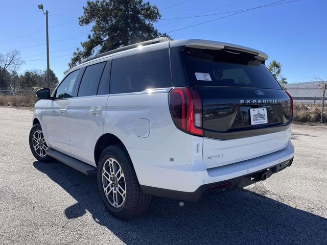 2026 White Metallic Ford Expedition Active RWD SUV