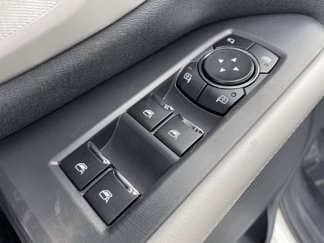 2026 White Metallic Ford Expedition Active 4X4 SUV