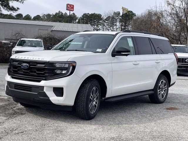 2026 White Metallic Ford Expedition Active 4X4 SUV