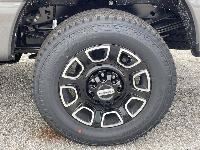 2026 Gray Metallic Ford Super Duty F-250 SRW Platinum 4X4 Truck