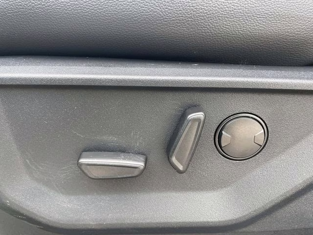 2026 Avalanche Ford F-150 Lariat 4X4 Truck