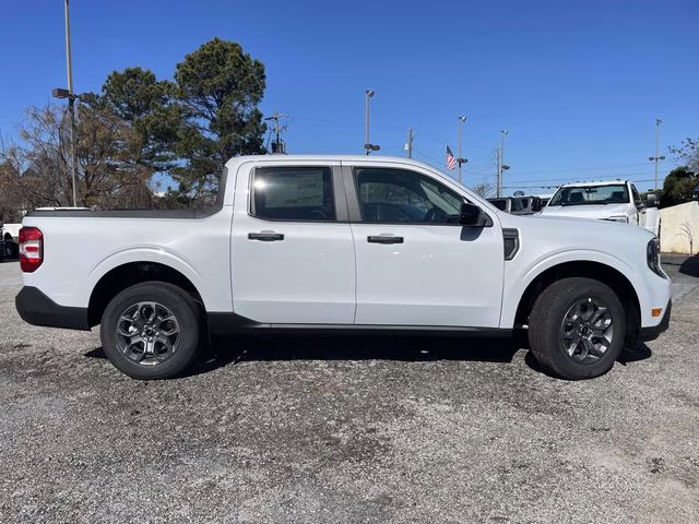 2026 White Metallic Ford Maverick XLT AWD Truck