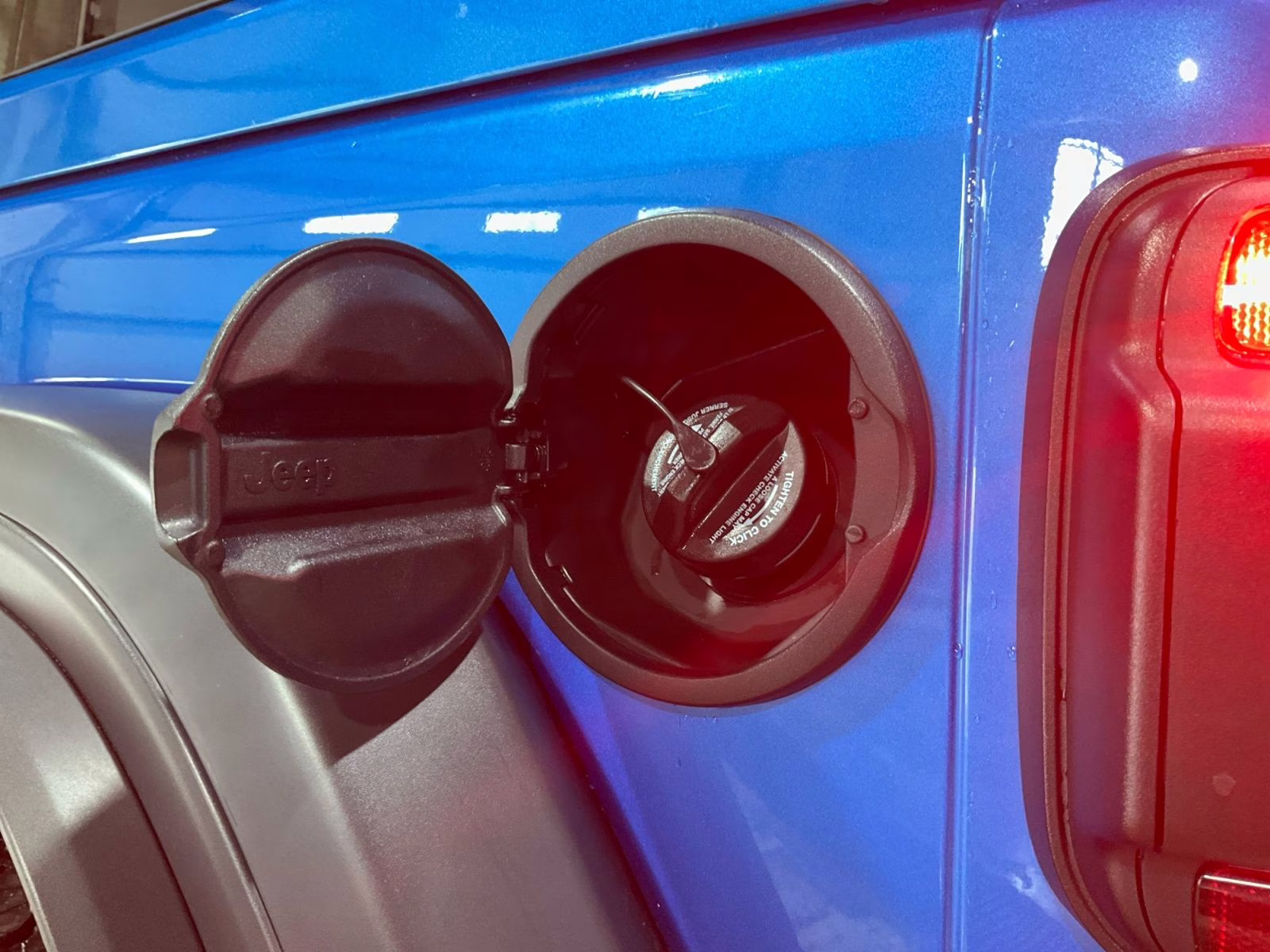 2024 Hydro Blue Pearl Coat Jeep Wrangler Rubicon 4X4 SUV